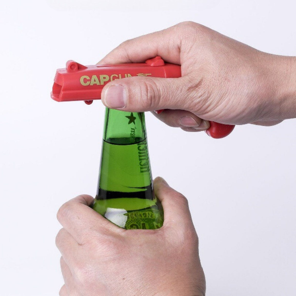 Cap-Gun-Flaschenöffner mit Kronkorken-Schleuder Kapselheber Bierflaschenöffner