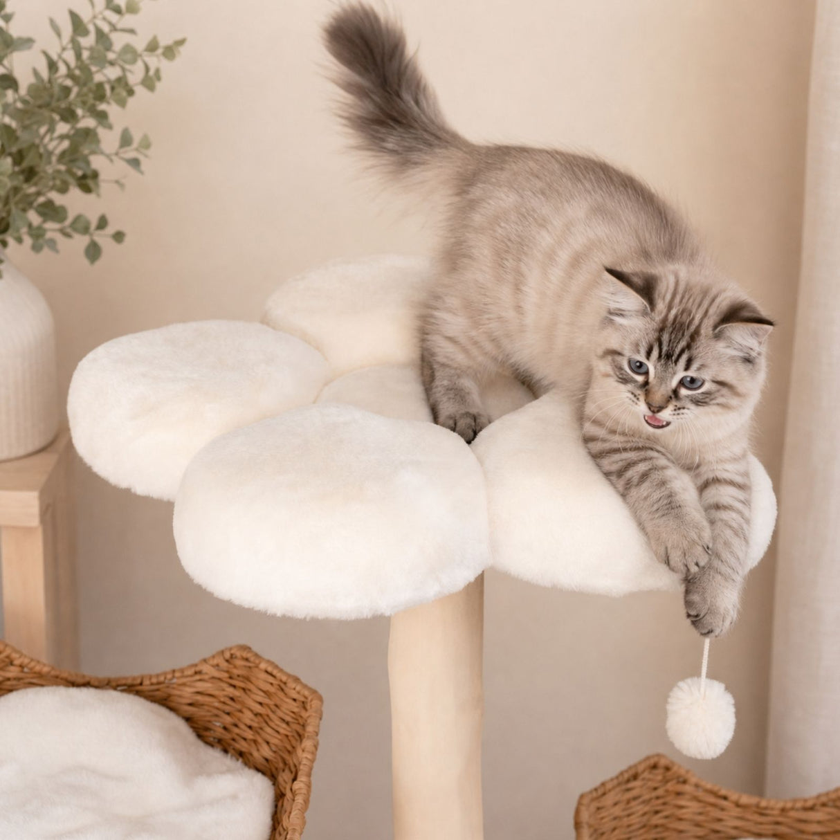 Kratzbaum mit Körben und Plattform Katzenbaum Katzenspielzeug Kletterbaum