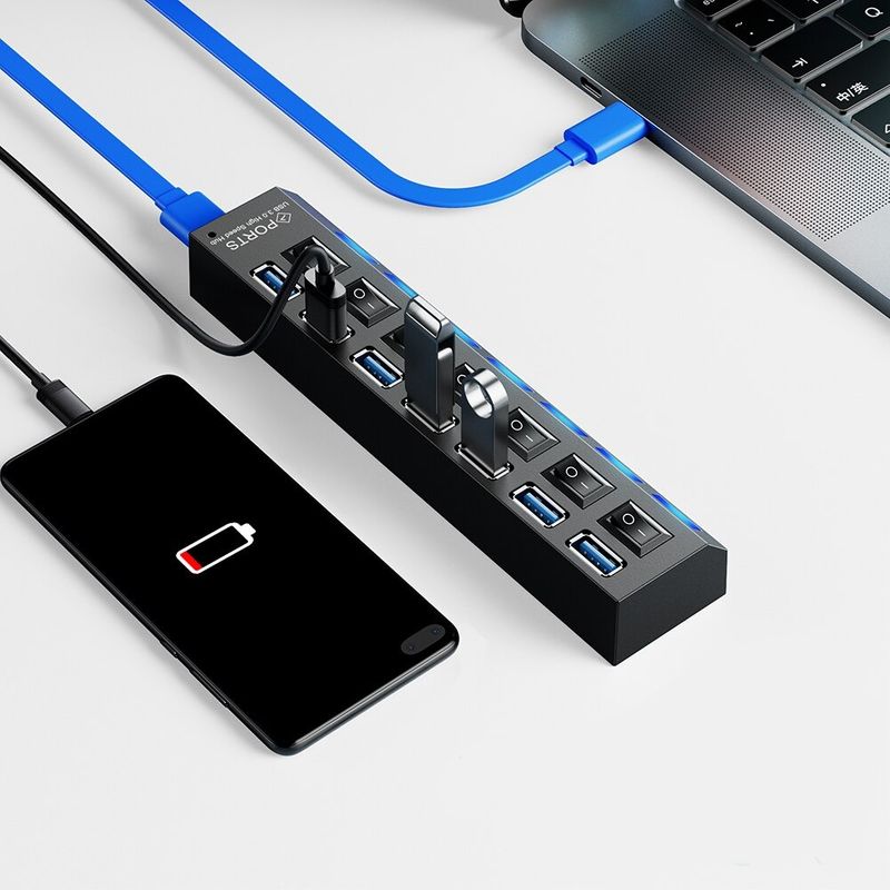 USB-Hub USB-A 3.0 7-Port Adapter mit Ein- u. Ausschalter und Licht