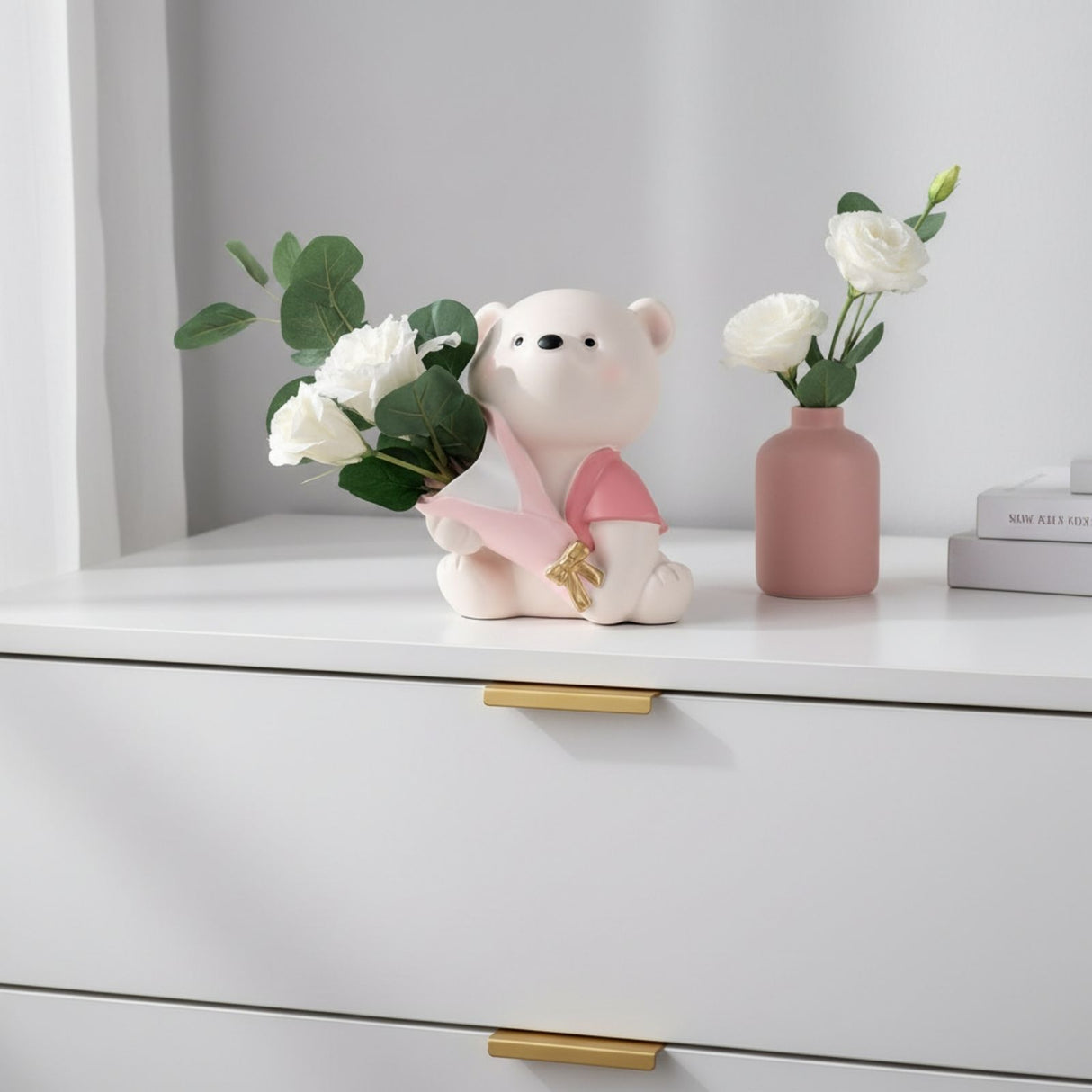 Sitzender Bär-Vase Dekoration Blumenarrangement Wohnaccessoire